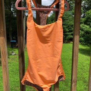 ACACIA IPANEMA FULLPIECE IN LOQUAT